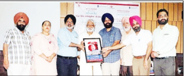 Seminar on 'Why are libraries needed in villages'.